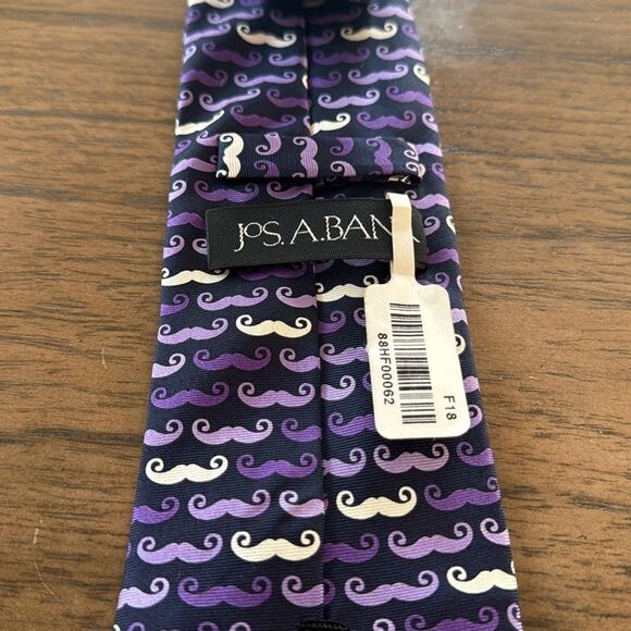 NWT Jos A Bank Silk Mustache‎ Tie - Picture 6 of 12